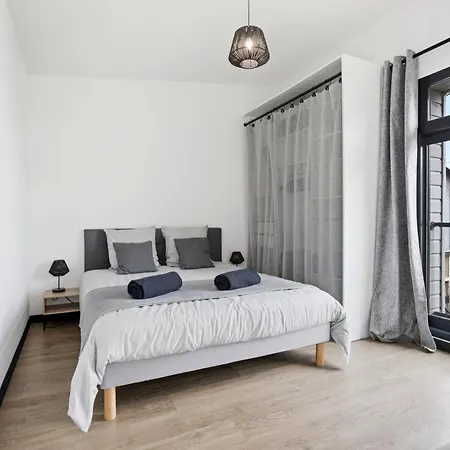 Loft Design - Terrasse - Centre - Baby Foot בית נופש קאין